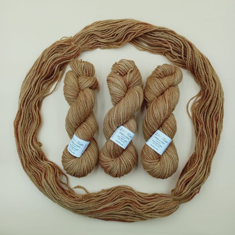 hilo lana natural en madeja